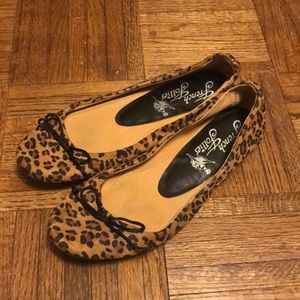 Size 9m French Follies leopard print ballet flats